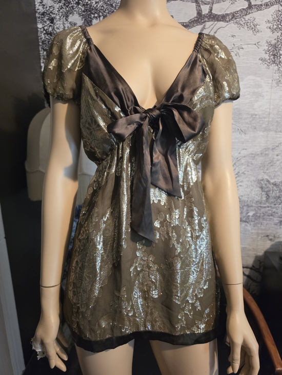 Hale Bob Tops - NWT Hale Bob Metallic Gold Olive Floral Babydoll Bow Top M